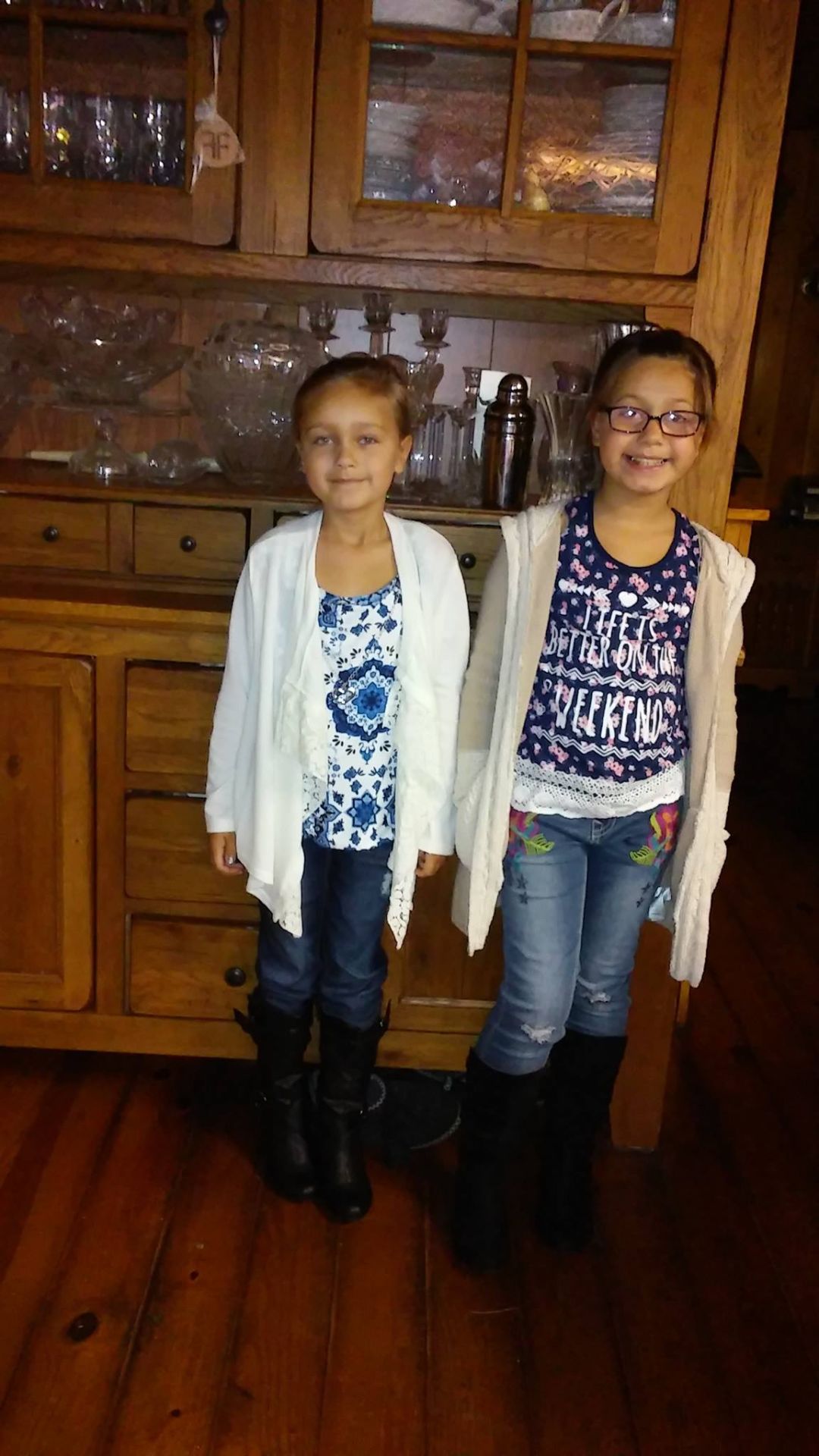 Sommer and Paige North Warren